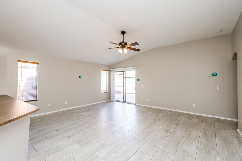 1,920/Mo, 1355 S 80Th St Mesa, AZ 85209 Living Room View 4