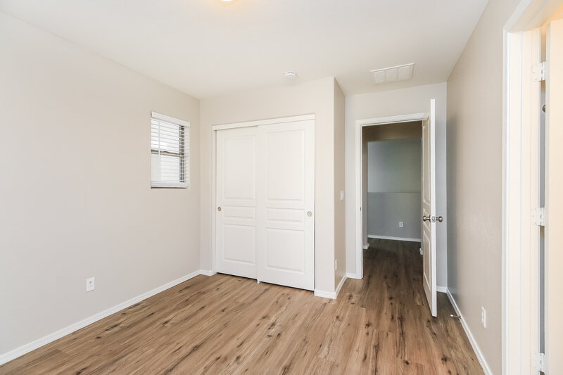 2,085/Mo, 451 S Hawes Rd UNIT 20 Mesa, AZ 85208 Bathroom View