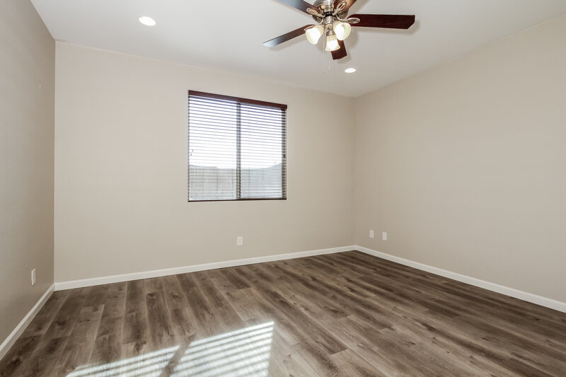 2,290/Mo, 12103 W Hide Trl Peoria, AZ 85383 Bedroom View