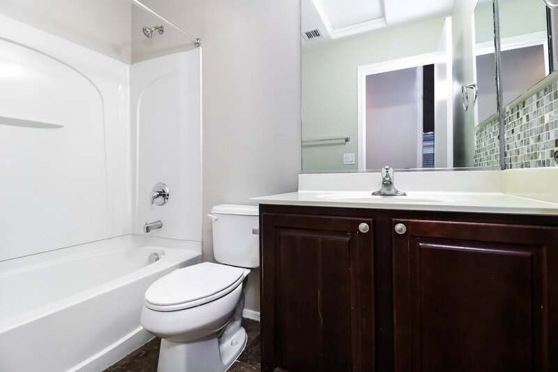 1,700/Mo, 23837 W Papago St Buckeye, AZ 85326 Bathroom View