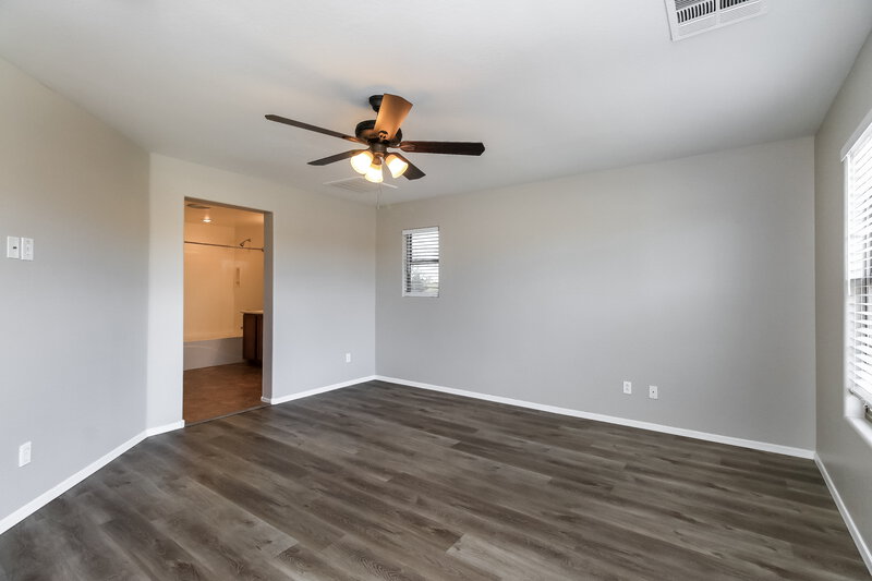 2,685/Mo, 2523 E Bart St Gilbert, AZ 85295 Main Bedroom View