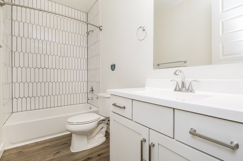 2,525/Mo, 9909 E Kinetic Dr Mesa, AZ 85212 Bathroom View
