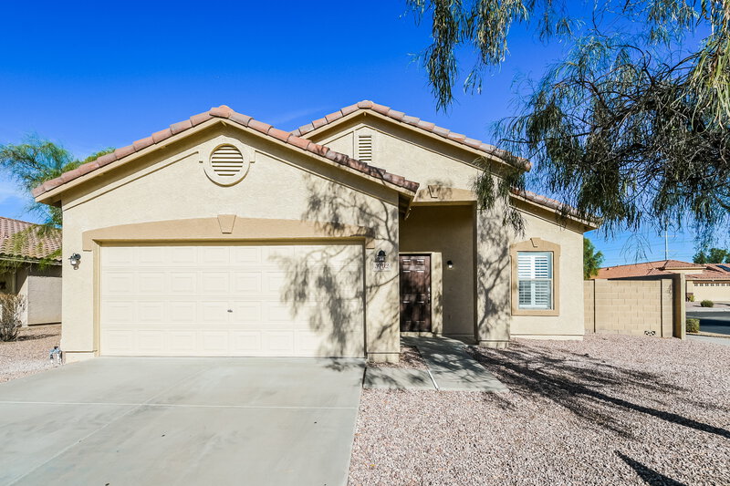 2,100/Mo, 3102 W Lucia Dr Phoenix, AZ 85083 External View