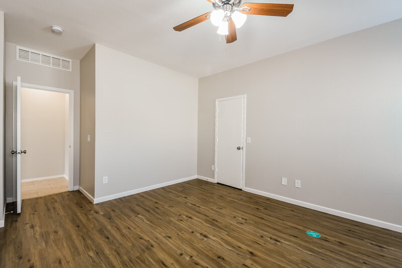 2,100/Mo, 3102 W Lucia Dr Phoenix, AZ 85083 Main Bedroom View