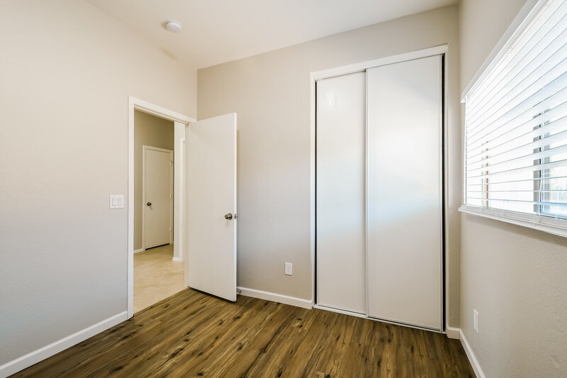 2,100/Mo, 3102 W Lucia Dr Phoenix, AZ 85083 Bedroom View 2