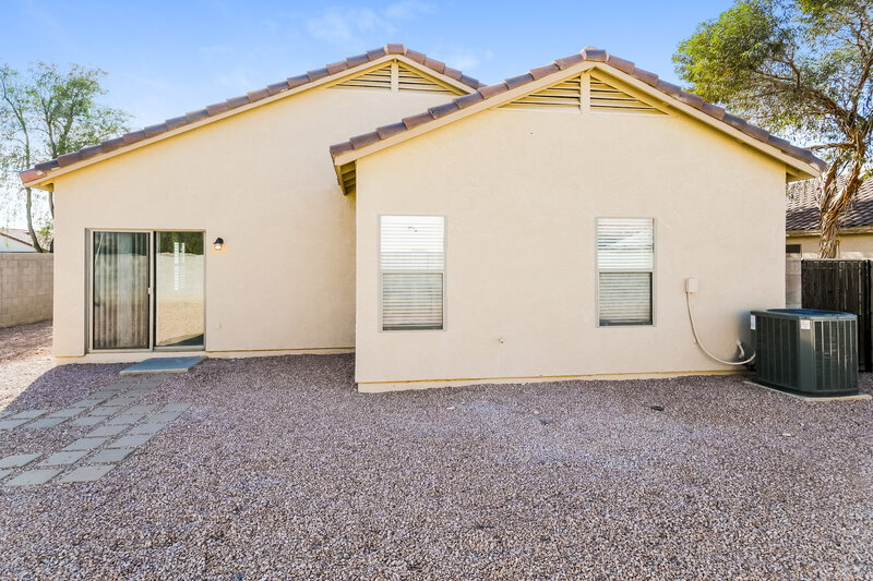 2,100/Mo, 3102 W Lucia Dr Phoenix, AZ 85083 Rear View