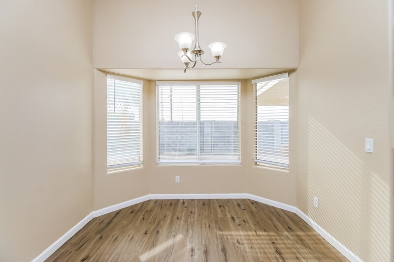 2,445/Mo, 3217 E Cicero Cir Mesa, AZ 85213 Dining Room View