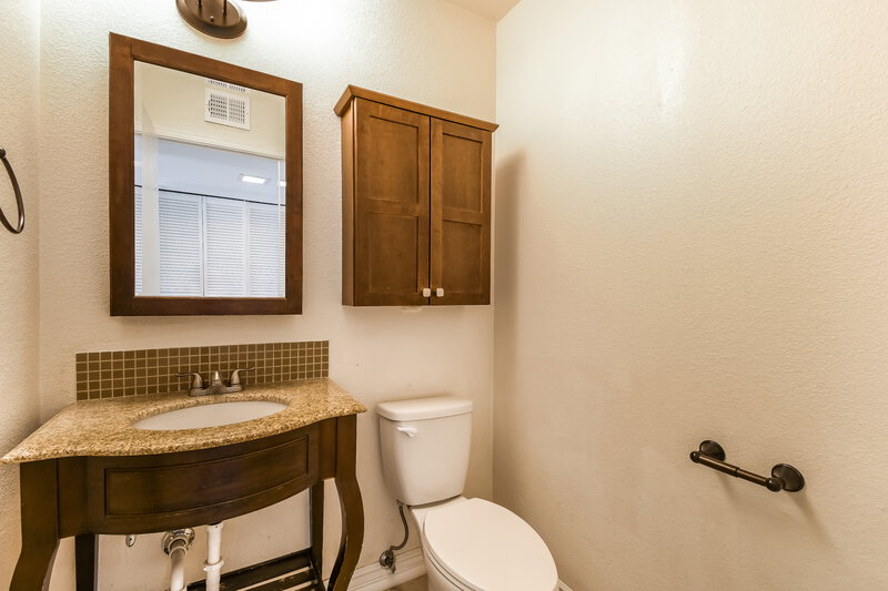 2,095/Mo, 4019 E Contessa St Mesa, AZ 85205 Bathroom View 2
