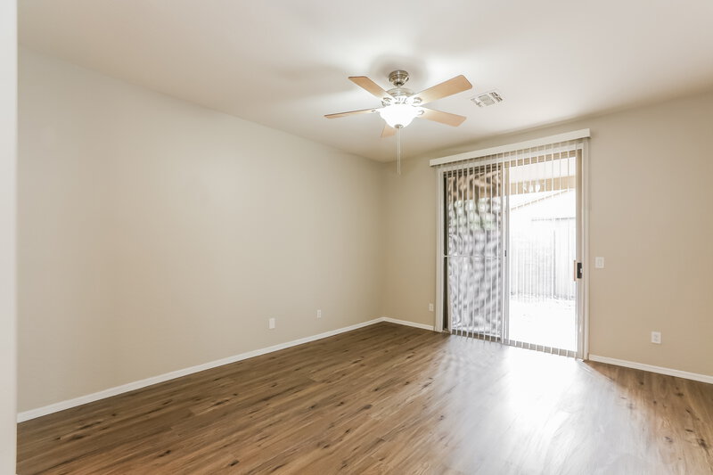 2,410/Mo, 113 E Windsong Dr Phoenix, AZ 85048 Main Bedroom View
