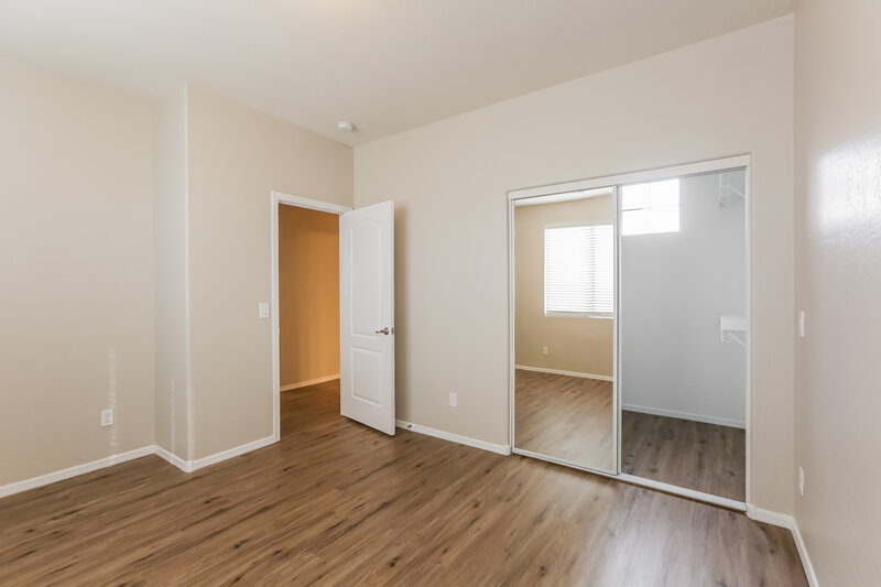 2,410/Mo, 113 E Windsong Dr Phoenix, AZ 85048 Bedroom View