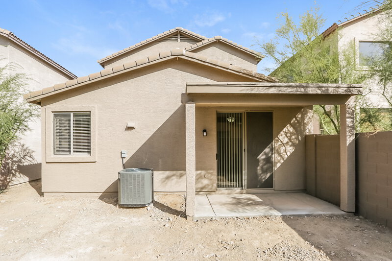 2,410/Mo, 113 E Windsong Dr Phoenix, AZ 85048 Rear View