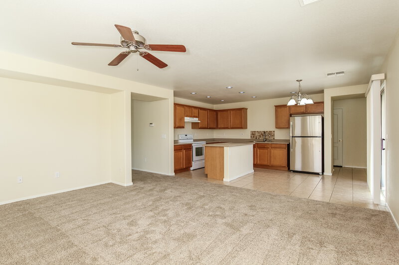 2,765/Mo, 1360 E Clifton Ave Gilbert, AZ 85295 Dining Room View 2