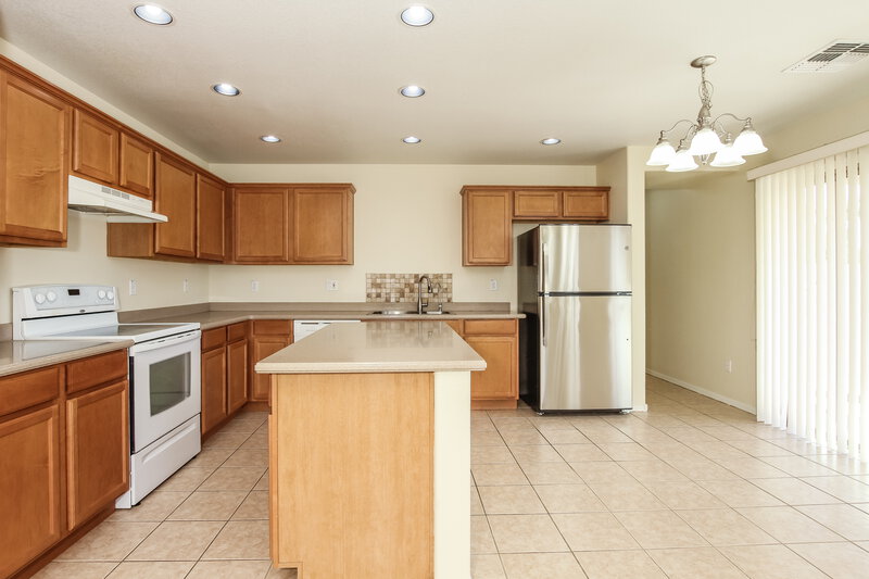 2,765/Mo, 1360 E Clifton Ave Gilbert, AZ 85295 Kitchen View