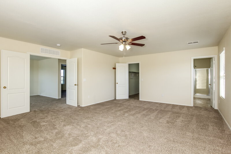 2,765/Mo, 1360 E Clifton Ave Gilbert, AZ 85295 Main Bedroom View 2