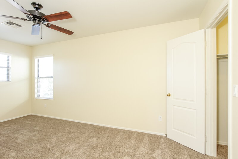 2,765/Mo, 1360 E Clifton Ave Gilbert, AZ 85295 Bedroom View 3