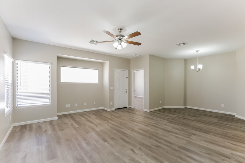 2,580/Mo, 8827 W Hess St Tolleson, AZ 85353 Misc View