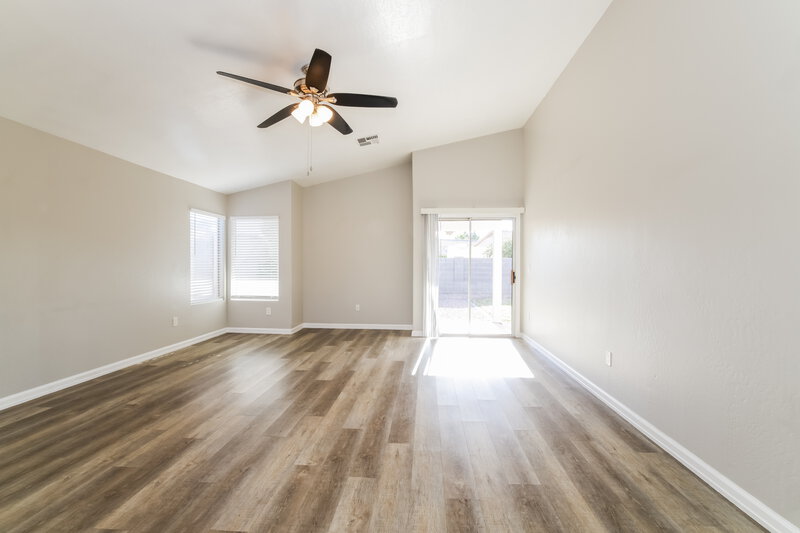 2,300/Mo, 741 S Monte Vista St Chandler, AZ 85225 Living Room View