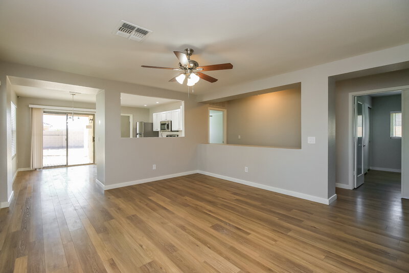 2,310/Mo, 1359 S Mosley Ct Chandler, AZ 85286 Living Room View 3