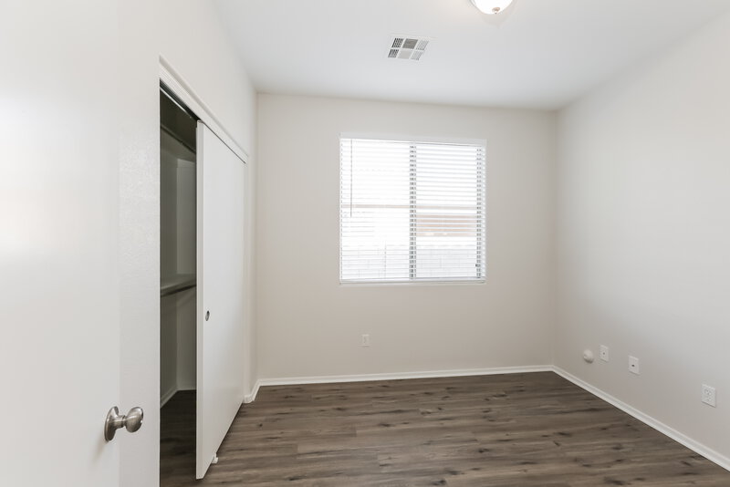 1,950/Mo, 2202 W Gold Dust Ave Queen Creek, AZ 85142 Bedroom View 3