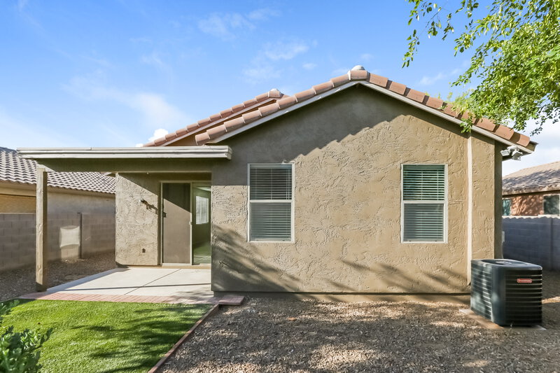 1,950/Mo, 2202 W Gold Dust Ave Queen Creek, AZ 85142 Rear View