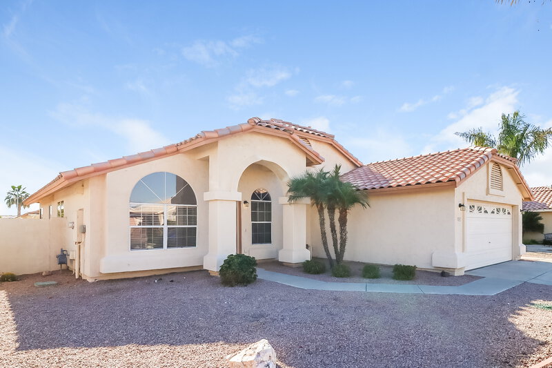 2,270/Mo, 9847 W Irma Ln Peoria, AZ 85382 Front View