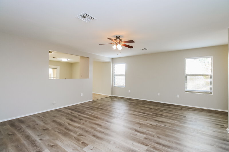 2,140/Mo, 11213 E Quarry Ave Mesa, AZ 85212 Living Room View 3