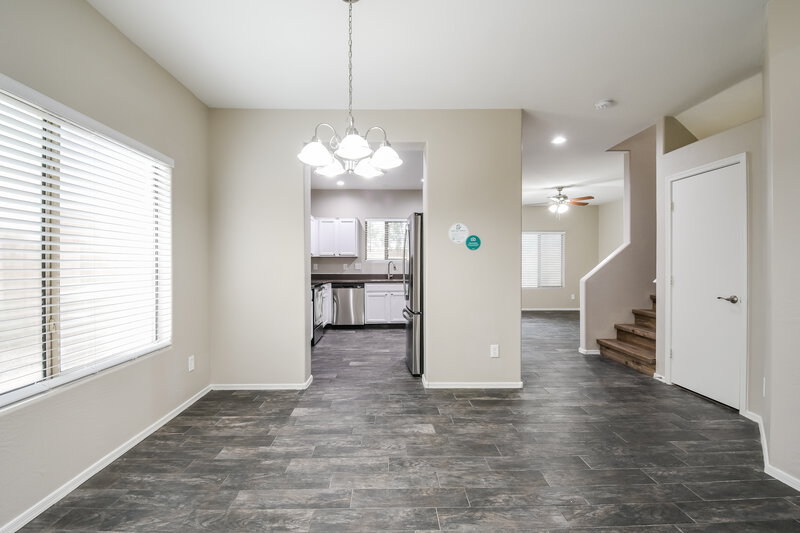 2,585/Mo, 1750 W Union Hills Dr Unit 81 Phoenix, AZ 85027 Dining Room View
