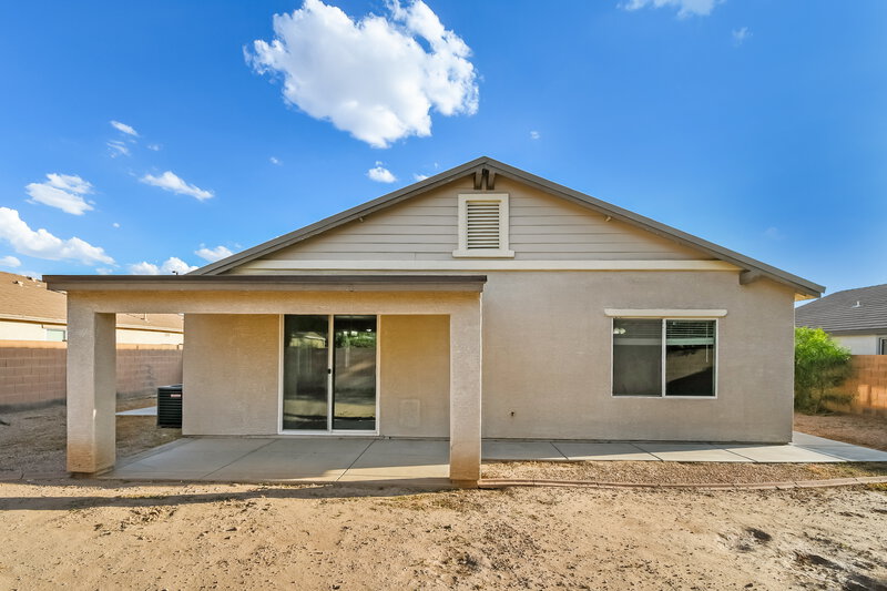 2,195/Mo, 3974 E Latham Way Gilbert, AZ 85297 Rear View