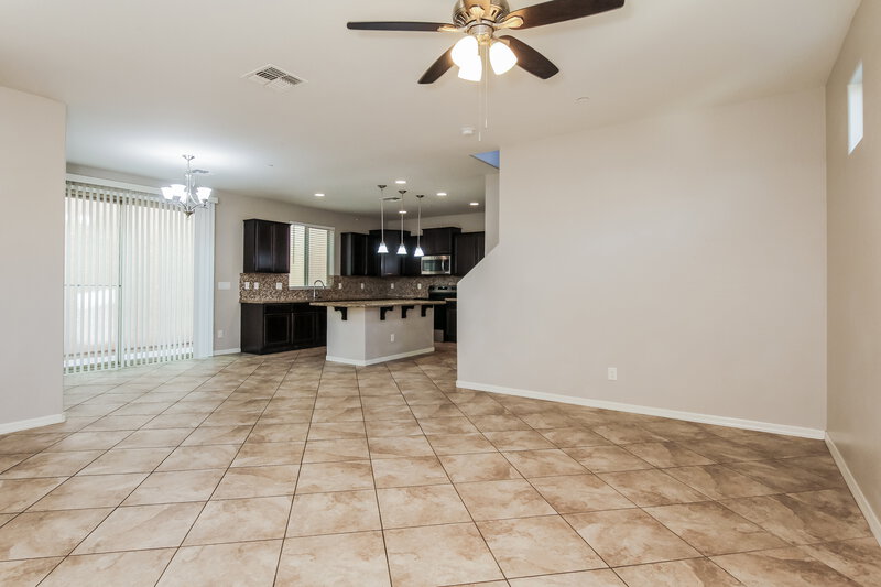 2,215/Mo, 9194 W Meadow Dr Peoria, AZ 85382 Living Room View