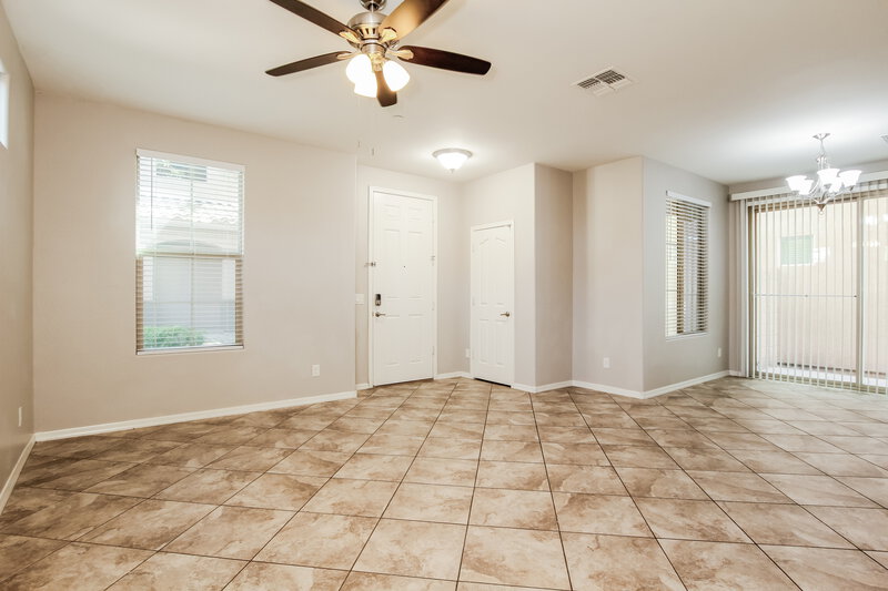 2,215/Mo, 9194 W Meadow Dr Peoria, AZ 85382 Living Room View 2