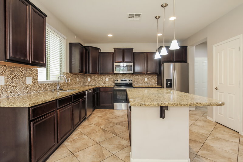 2,215/Mo, 9194 W Meadow Dr Peoria, AZ 85382 Kitchen View