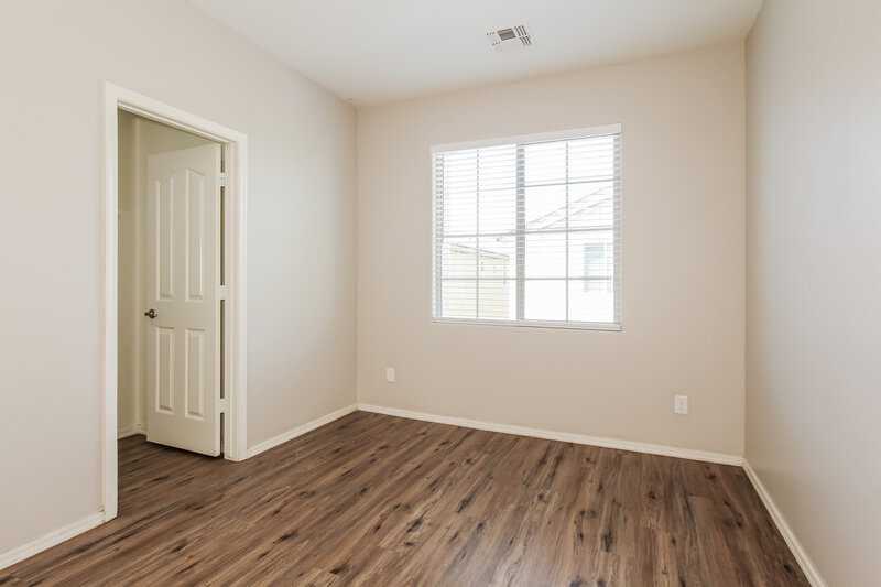 2,215/Mo, 9194 W Meadow Dr Peoria, AZ 85382 Bedroom View