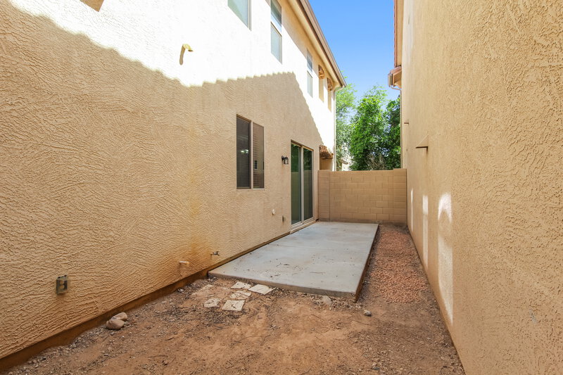 2,215/Mo, 9194 W Meadow Dr Peoria, AZ 85382 Rear View