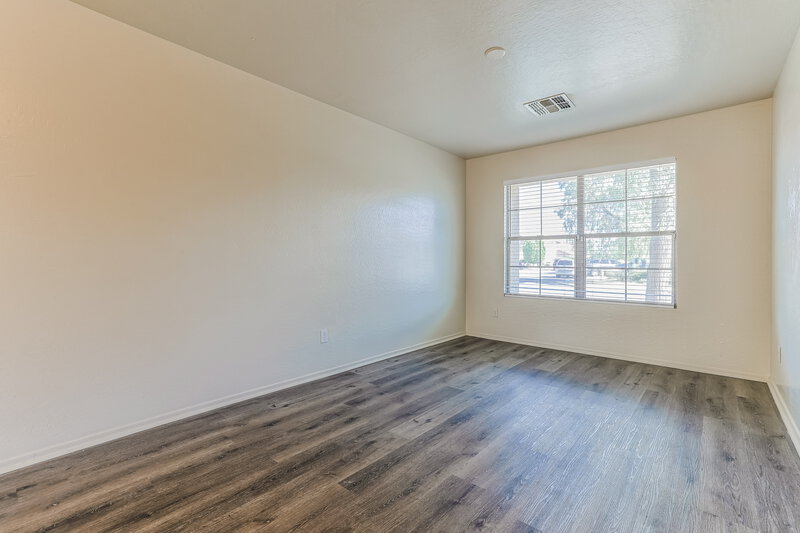 3,150/Mo, 7402 S 29th Ln Phoenix, AZ 85041 Dining Room View