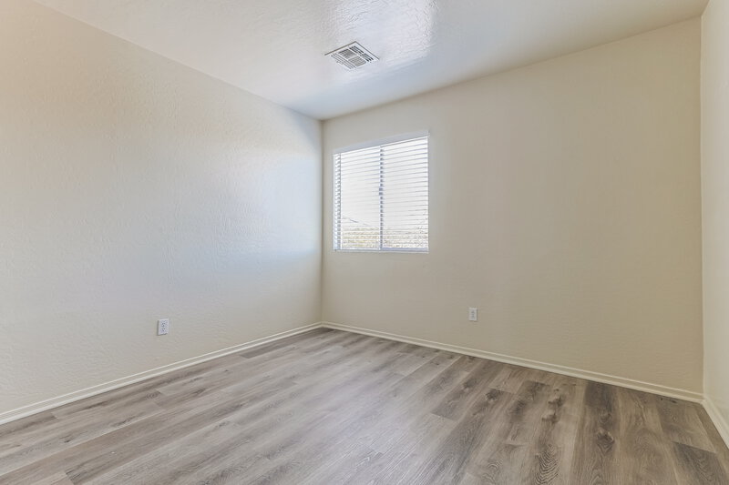 3,150/Mo, 7402 S 29th Ln Phoenix, AZ 85041 Bedroom View