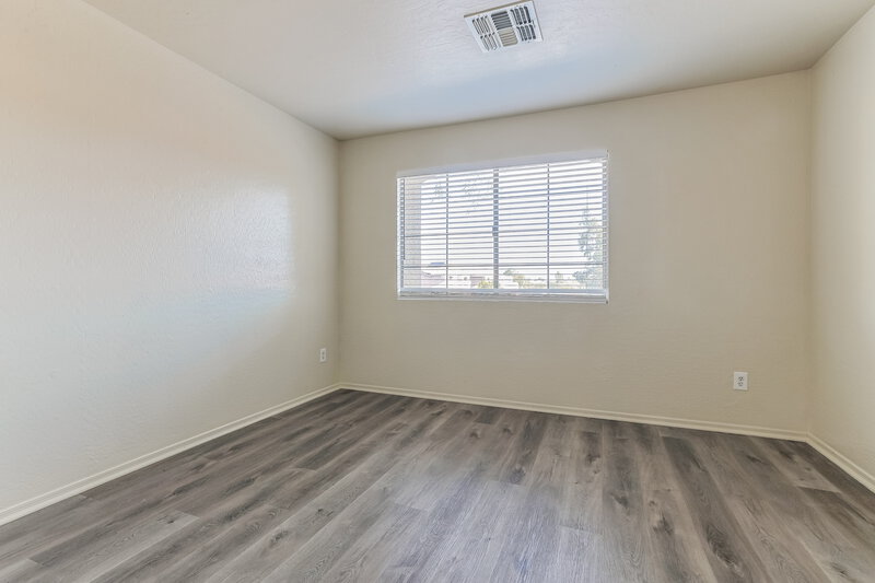 3,150/Mo, 7402 S 29th Ln Phoenix, AZ 85041 Bedroom View 3