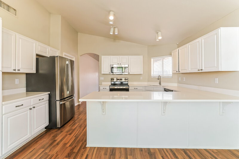 2,370/Mo, 91 N Soho Pl Chandler, AZ 85225 Dining Room View