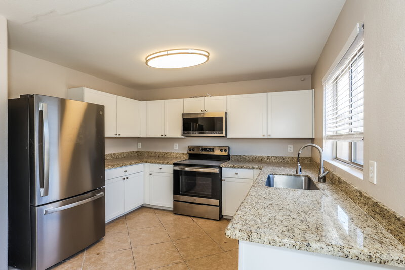 1,715/Mo, 13926 N 150Th Ln Surprise, AZ 85379 Kitchen View