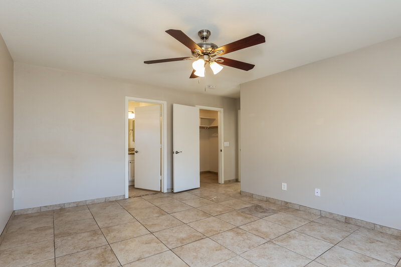 1,715/Mo, 13926 N 150Th Ln Surprise, AZ 85379 Main Bedroom View 2