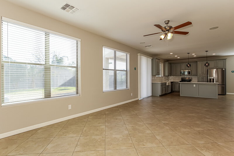 2,545/Mo, 11749 W Planada Ln Sun City, AZ 85373 Living Room View 2