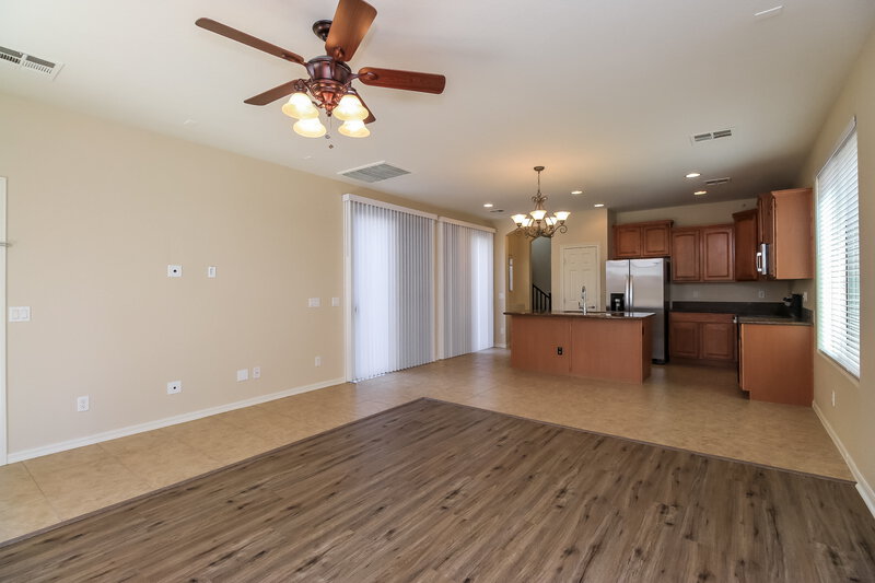2,860/Mo, 18821 E Swan Dr Queen Creek, AZ 85142 Living Room View