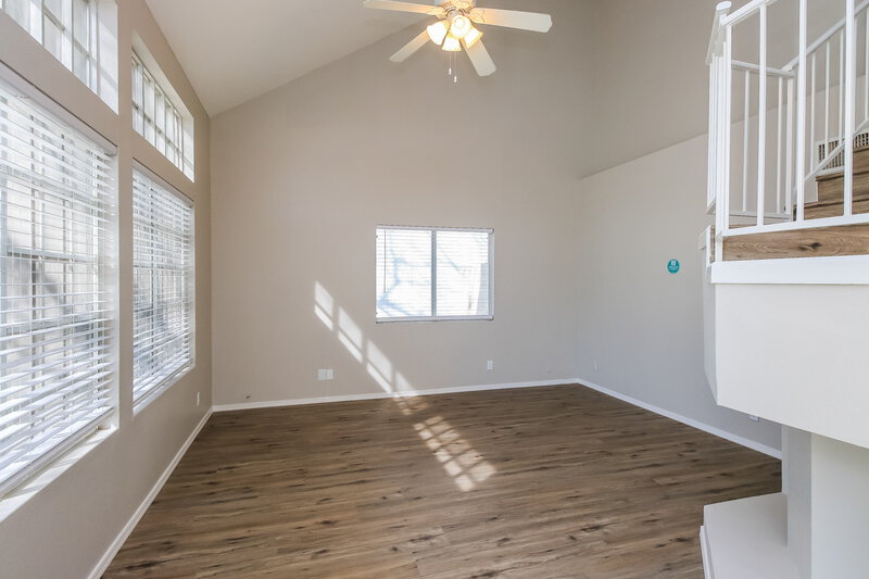 2,295/Mo, 441 S Maple Unit 134 Mesa, AZ 85206 Family Room View