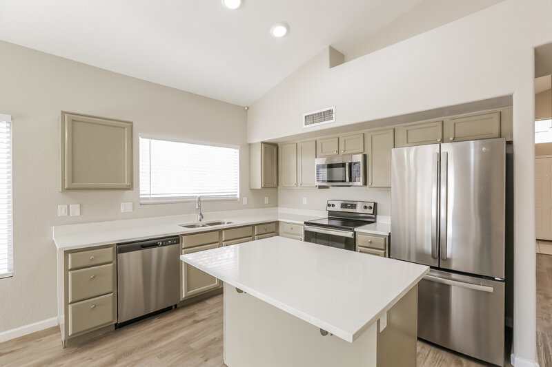 2,185/Mo, 275 W Amoroso Dr Gilbert, AZ 85233 Kitchen View