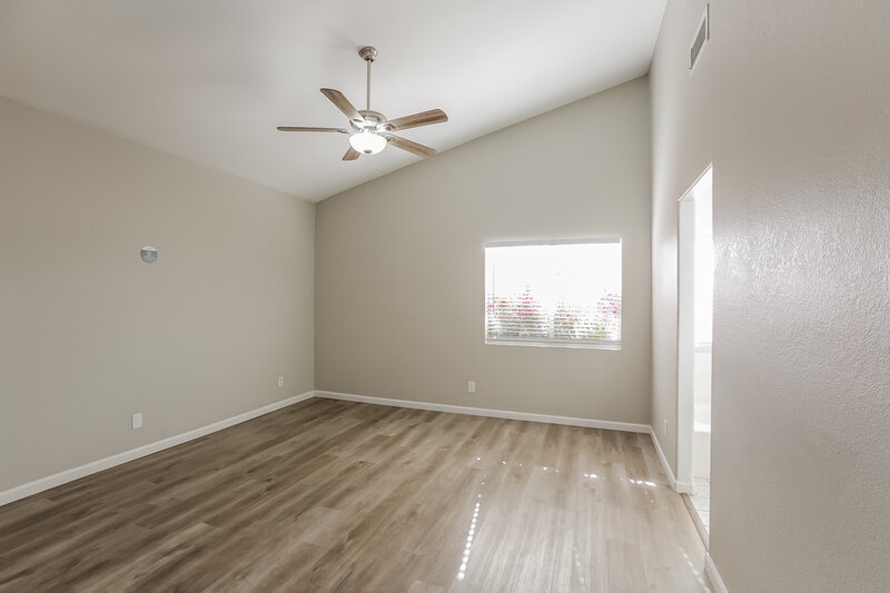 2,185/Mo, 275 W Amoroso Dr Gilbert, AZ 85233 Main Bedroom View