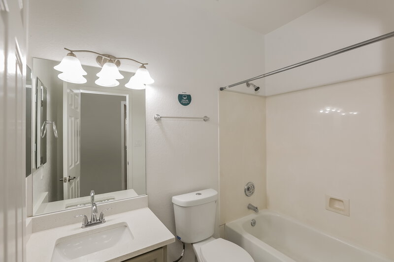 2,185/Mo, 275 W Amoroso Dr Gilbert, AZ 85233 Bathroom View