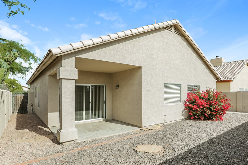 2,185/Mo, 275 W Amoroso Dr Gilbert, AZ 85233 Rear View