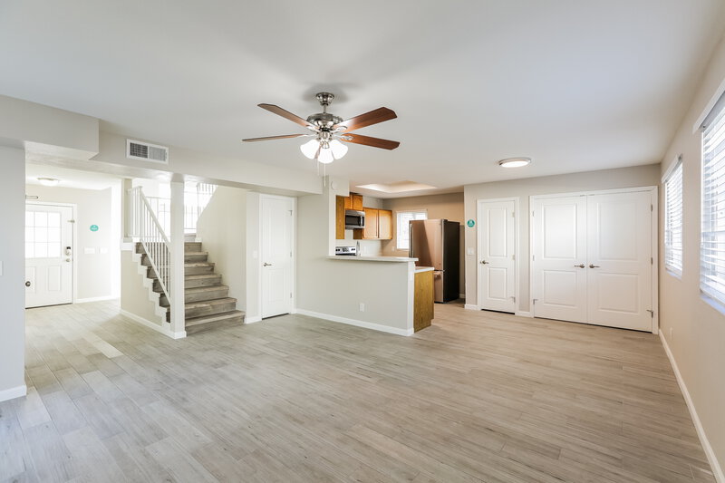 2,500/Mo, 441 S Maple Unit 48 Mesa, AZ 85206 Dining Room View
