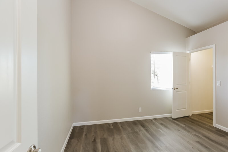 2,500/Mo, 441 S Maple Unit 48 Mesa, AZ 85206 Bedroom View