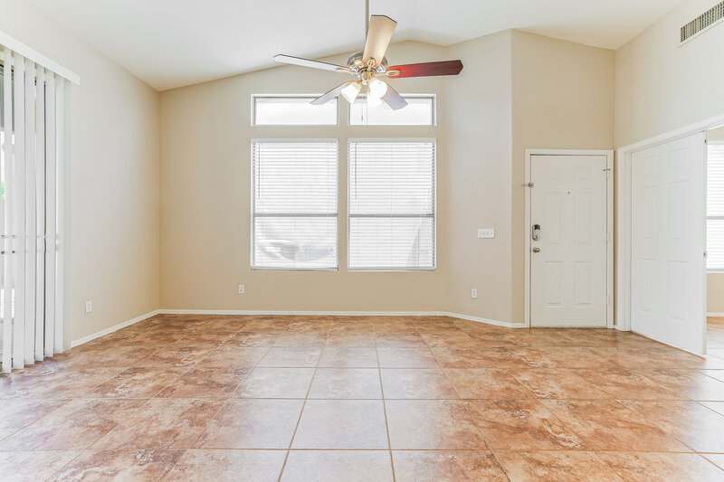 2,340/Mo, 3440 E Southern Ave Unit 1110 Mesa, AZ 85204 Living Room View
