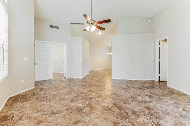 2,340/Mo, 3440 E Southern Ave Unit 1110 Mesa, AZ 85204 Living Room View 3